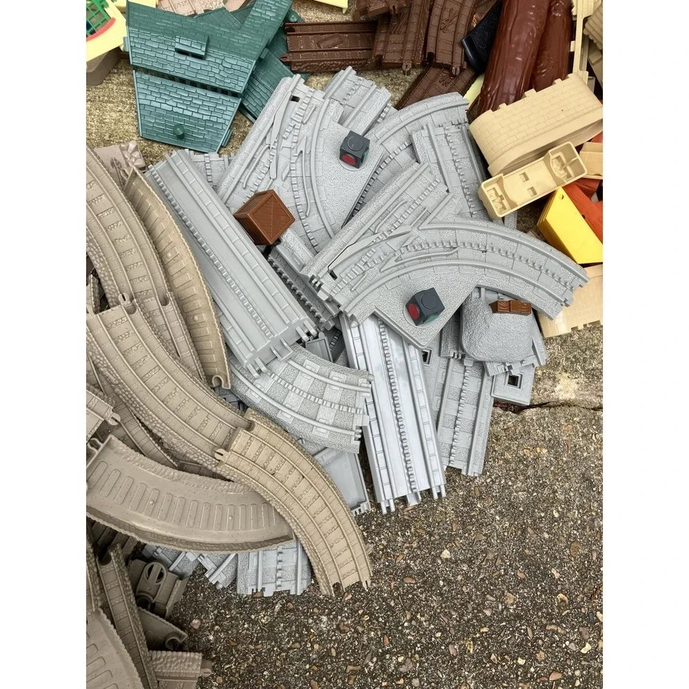MASSIVE Thomas The Train&Friends Collection!! 100s Of Trains,Tracks,Play, Etc